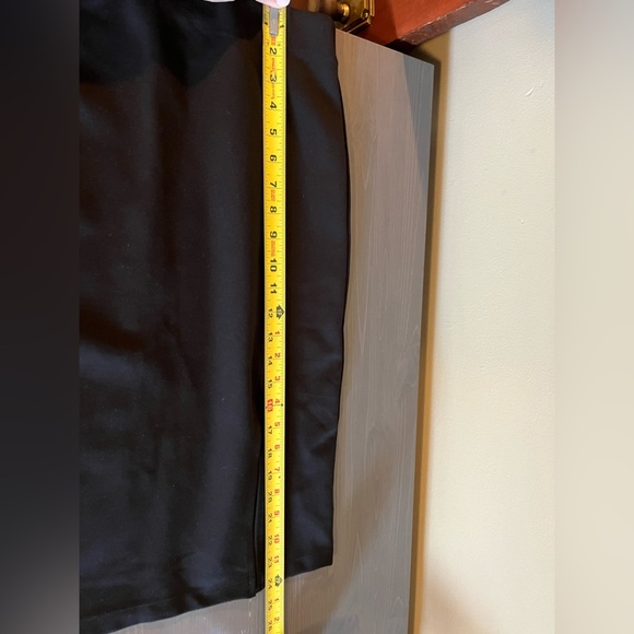 ModCloth Prestigious Pencil Skirt NEW - Picture 10 of 10